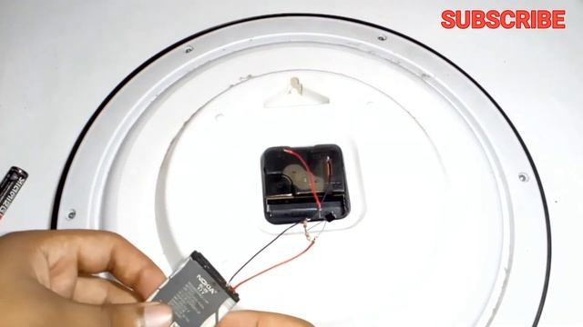 How to make Rechargeable Clock Battery. [3.7 Volt to 1.5 volt] смотреть онлайн