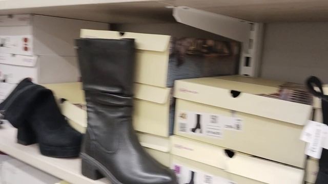 Магазин /Магазин Кари/ Обувь низких цен