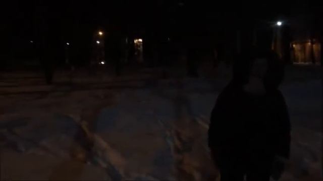 ЗОЛОТАЯ СВАДЬБА // БАБУШКА ПРОБУЕТ РОЛЛЫ // РАМЕНСКОЕ ЗАМЕЛО СНЕГОМ )) смотреть онлайн