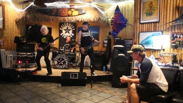 Celebrity Stalker at Aloha Grill 6/3/2022 смотреть онлайн