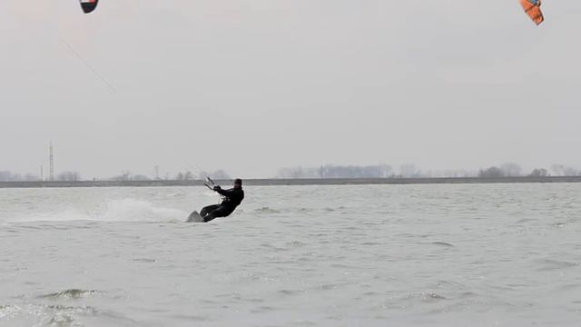 Ozone Zephyr 2013, Králová смотреть онлайн