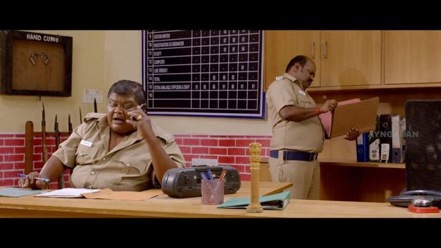 எனக்கு Idea பொங்கிடுச்சு டா | Karaiyoram Movie Scenes | Iniya | Simran Bagga | Radha Ravi смотреть онлайн