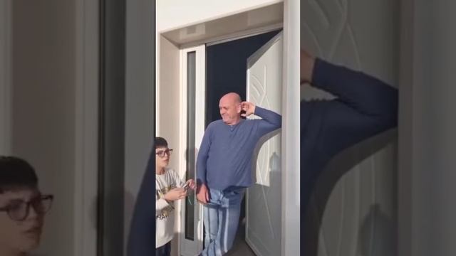 scene_output.mp4 смотреть онлайн