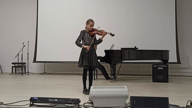 Г. Портнов. "По рекам и каналам Петербурга..." (исполняет уч. 5 кл. Шишлова Полина) смотреть онлайн