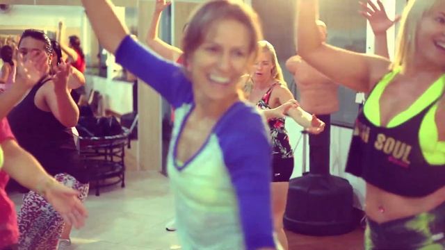 Zumba - Max Gym Rio Claro смотреть онлайн
