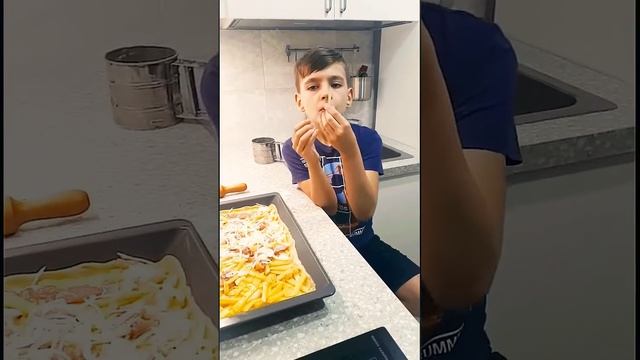 Как мы с Димой делали мясной пирог смотреть онлайн