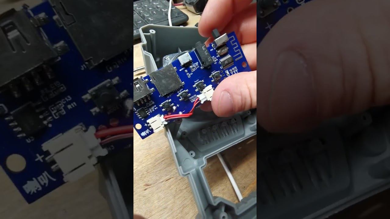 fixprice bluetooth колонка смотреть онлайн