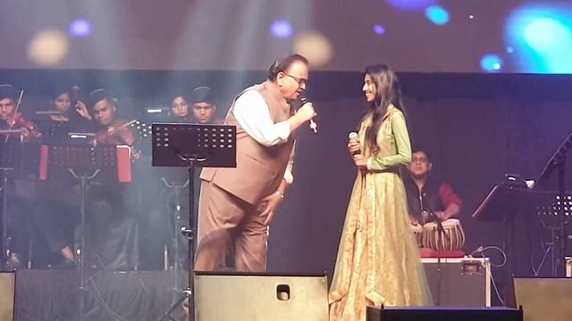 Pothi vacha malliga mottu - SPB- Super Singer Priyaynka First Time singing with SPB смотреть онлайн