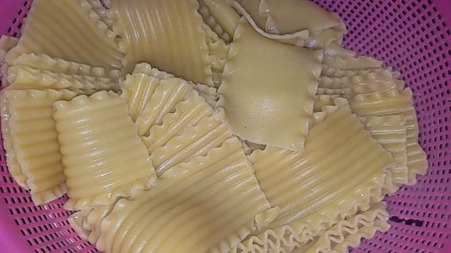 Lasagna Recipe - How to Make Classic Beef & Cheese Lasagna смотреть онлайн