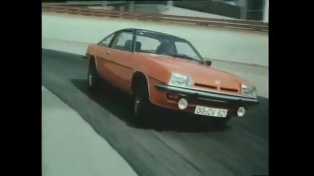 Autotest Opel Manta B (1975) mit Rainer Günzler смотреть онлайн