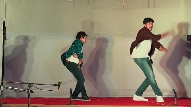 Nacho Nacho And Kala Chashma Dance