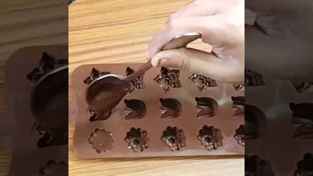 Rich and Creamy Homemade Chocolate candy | #youtubeshort #chocolate #candy 👍😜👌😋 смотреть онлайн