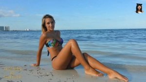 Красивые девушки из соцсетей в купальнике