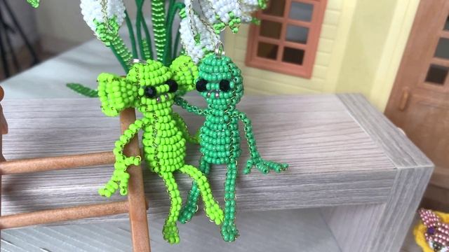 Гуманоиды из бисера / инопланетяне из бисера / объёмное бисероплетение / бисероплетение смотреть онлайн