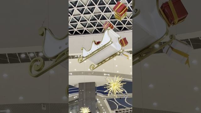 Подготовка к Новому году. Сочи.