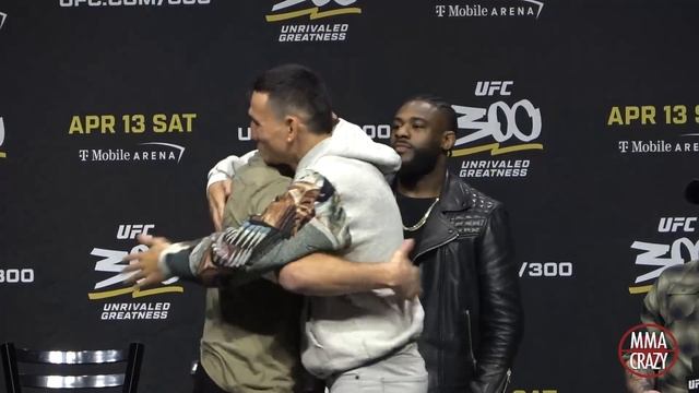Justin Gaethje vs. Max Holloway FIRST FACE OFF for UFC 300 смотреть онлайн