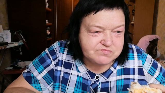 мукбанг завтрак и балаканье. ещё слабость 07.11.2022 смотреть онлайн