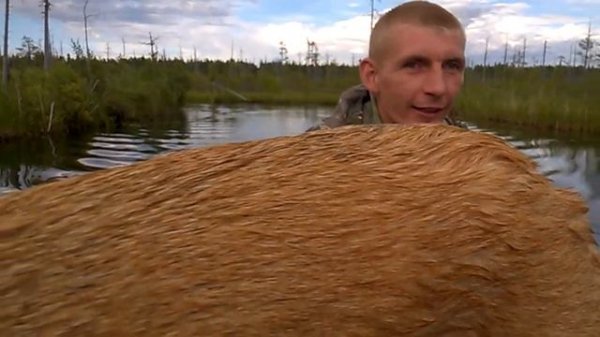 На рыбалке с собакой 2