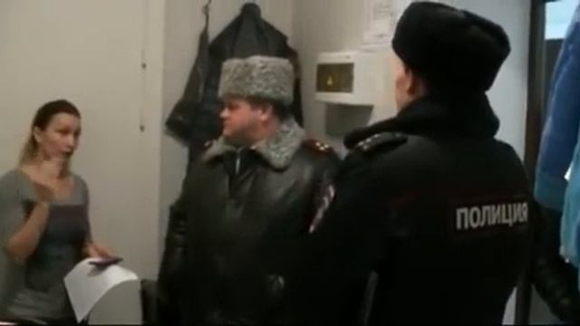 Полиция в Сургуте (присутствует нецензурная лексика) смотреть онлайн