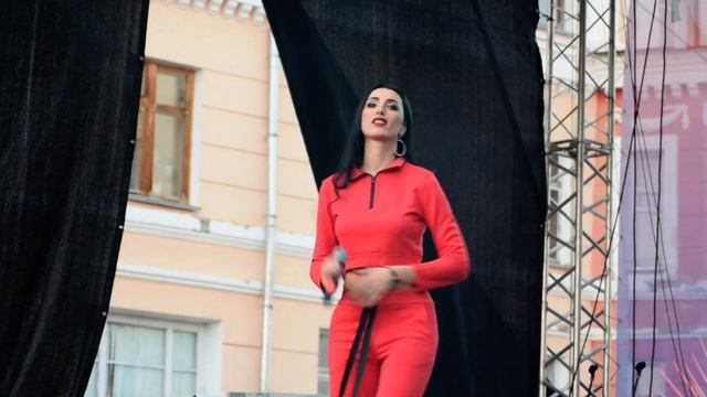 Ксюша. Солистка Максвелл Шоу смотреть онлайн