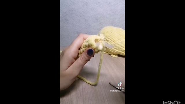 скоро я научусь вязать таких змеяк и буду вас учить вязать змеяк. 🐍 смотреть онлайн