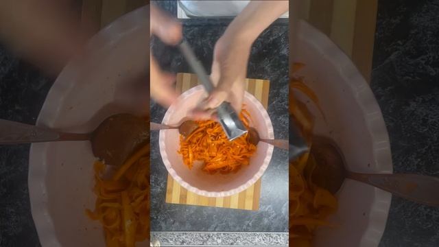 Морковь по Корейский смотреть онлайн