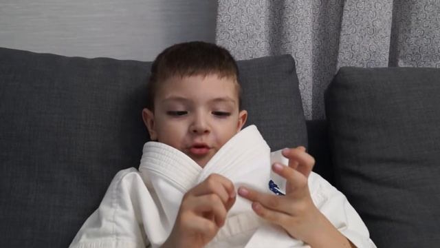 Дима рассказывает сказку Колобок. 03.12.17 смотреть онлайн