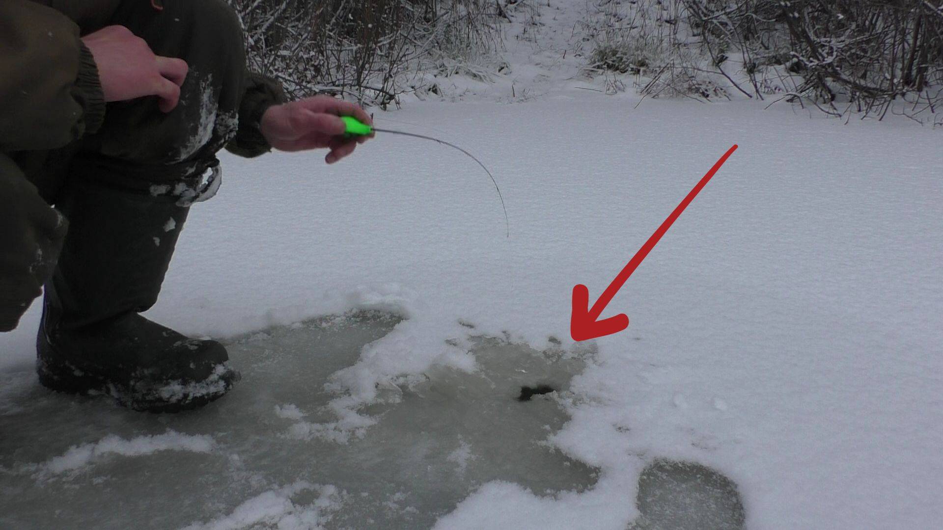 Ну вот и ОТКРЫЛ ЗИМНЮЮ РЫБАЛКУ 2025! Ловлю рыбу на колбасу! смотреть онлайн