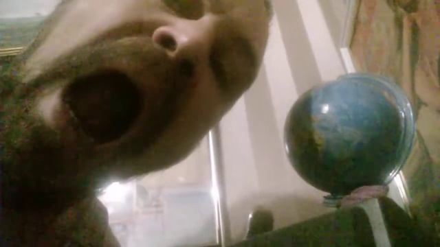 ЖИТЬ БЕЗ ЩЕЛЕЙ МЕЖДУ ГУБАМИ смотреть онлайн