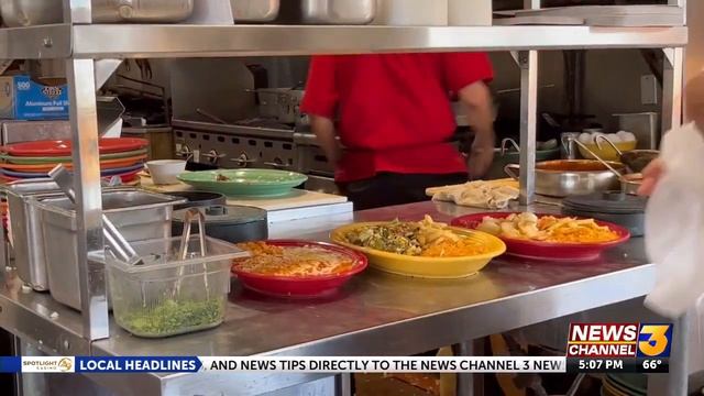 Holiday demand for tamales remains high in the Coachella Valley despite high food costs смотреть онлайн