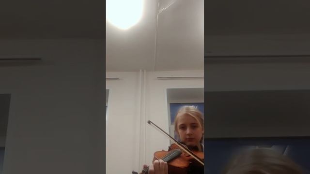 Г. Ф. Гендель. Бурре G - Dur (исполняет уч. 2 кл. Мельникова Ариадна) смотреть онлайн