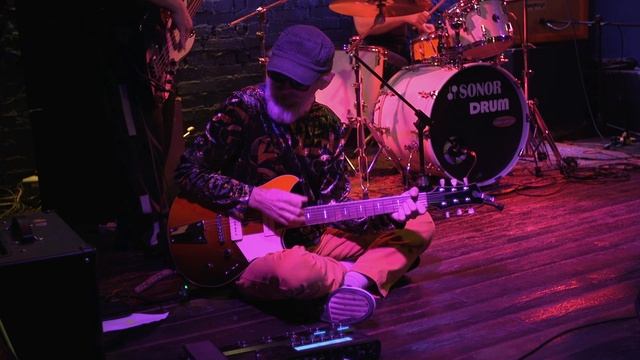 02. Дорога в небо – Женщина с Бородой в Бродячей Собаке 15 сентября 2024