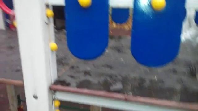 Мальчик жирный до коняет девочку смотреть онлайн