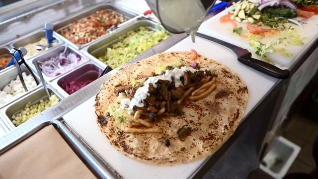 The Kebab Shop Brings European Döner To America смотреть онлайн