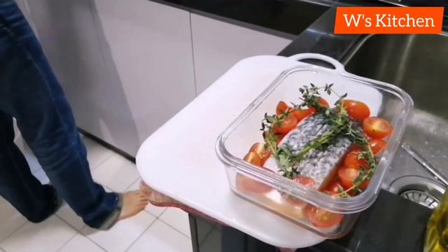 071 Let's Cook Spaghetti Aglio Olio & Simple Oven Baked Salmon смотреть онлайн