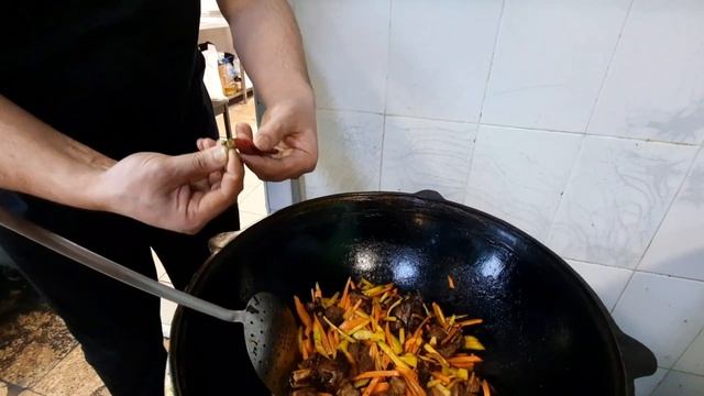 Achchiq osh choyxona palovni uyda tayyorlang смотреть онлайн