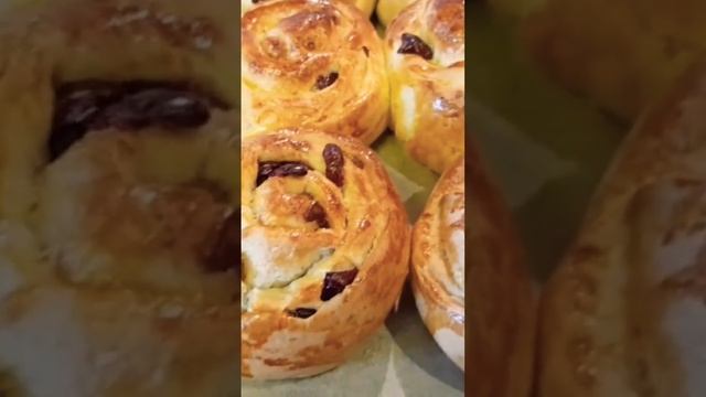 Сдобные булочки с изюмом на моем канале смотреть онлайн
