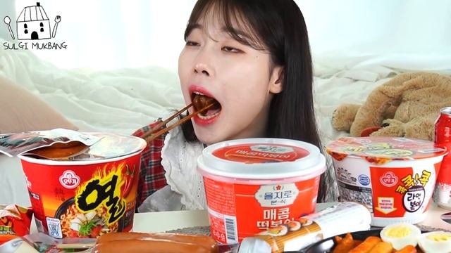 ASMR MUKBANG| 편의점 직접 만든 불닭 떡볶이 소세지 김밥 디저트 먹방 & 레시피 FRIED CHICKEN AND Tteokbokki EATING