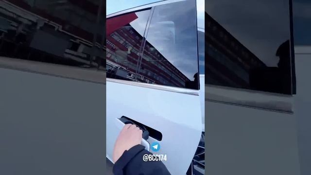 LI7 Белая на черном салоне в свободной продаже! Подробности в тг.: T.me/bcc174