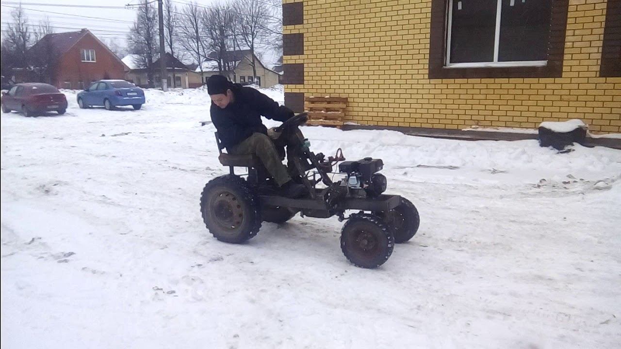 Минитрактор. Он едет смотреть онлайн