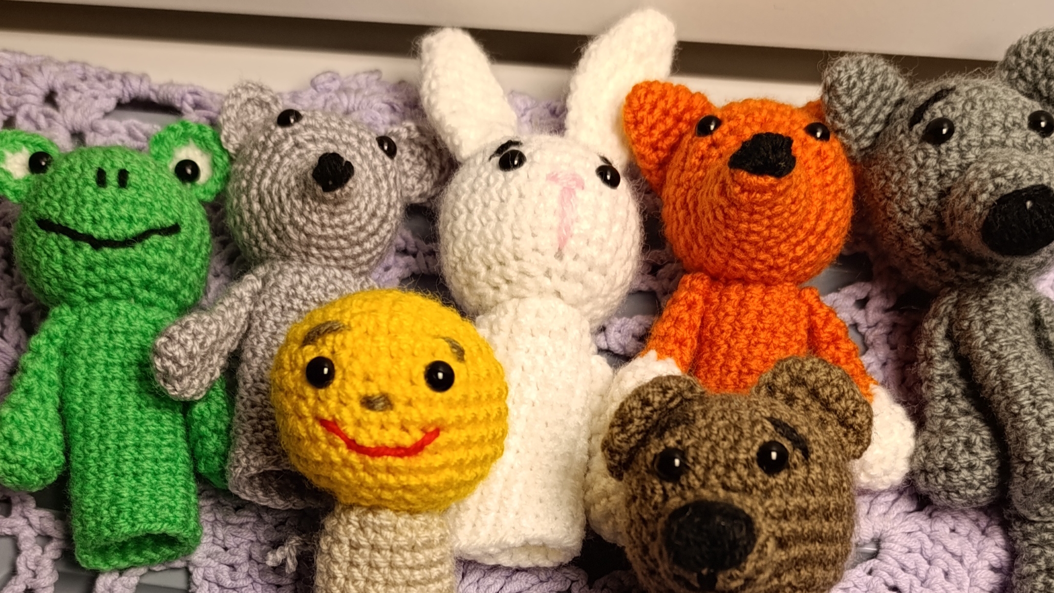 Теремок и Колобок на пальчик крючком для развития малышей смотреть онлайн