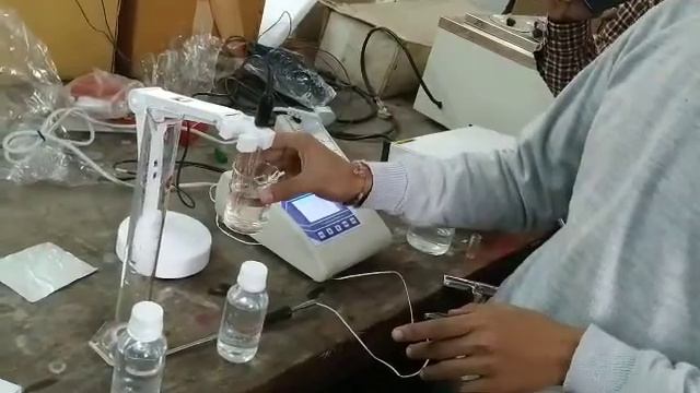 Calibration of table pH machine #Bezif #microprocessor pH Meter смотреть онлайн