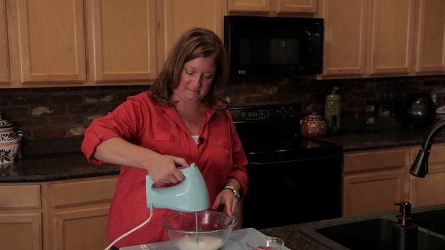 Strawberry Whipped Cream Filling : Berry Desserts смотреть онлайн
