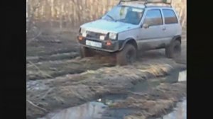 Ока на резине от квадроцикла , грязь !