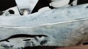 Замена втулок переднего стабилизатора на Ниссан Ноут 2006 лев.руль