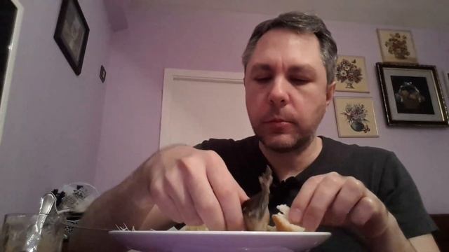 АСМР ИТИНГ. КУШАЮ ЖАРЕНОГО КАРПА И КАРТОШЕЧКУ ПЮРЕ. ASMR смотреть онлайн