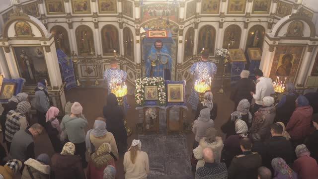 Запись трансляции 8 декабря 8:40. Часы. Литургия смотреть онлайн