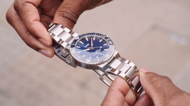 Oris AQUIS 01 733 7789 4135-07 8 23 04PEB на руке смотреть онлайн