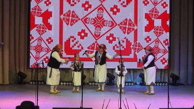 Семейный ансамбль Вечкума смотреть онлайн