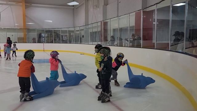 США Влог Наша Новая Рутина Макар счастлив! смотреть онлайн